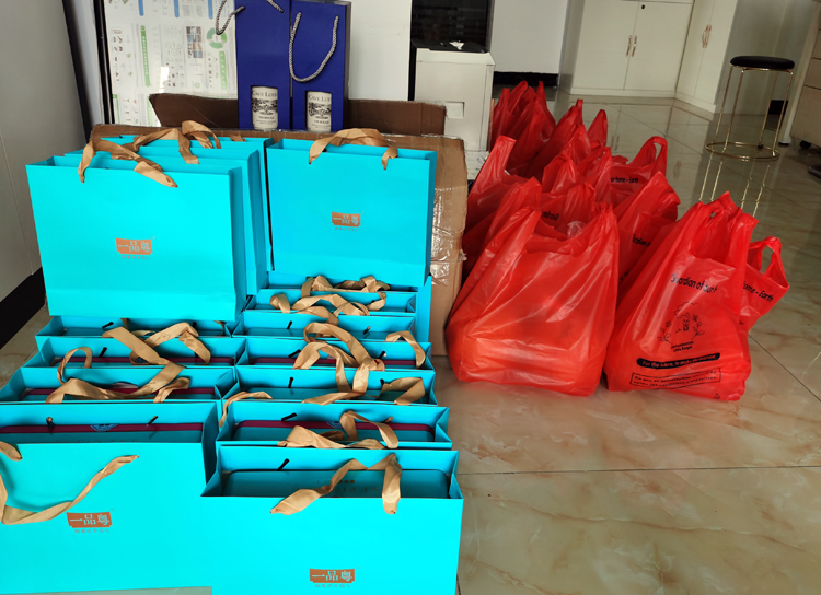 國慶中秋“撞滿懷”，祝大家中秋快樂！